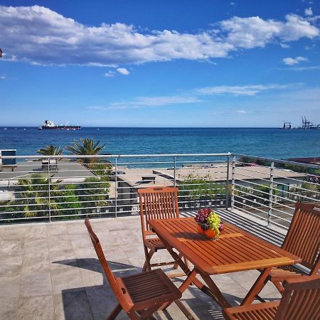Appartamento Deluxe Con Terrazza Sul Mare Савона Экстерьер фото
