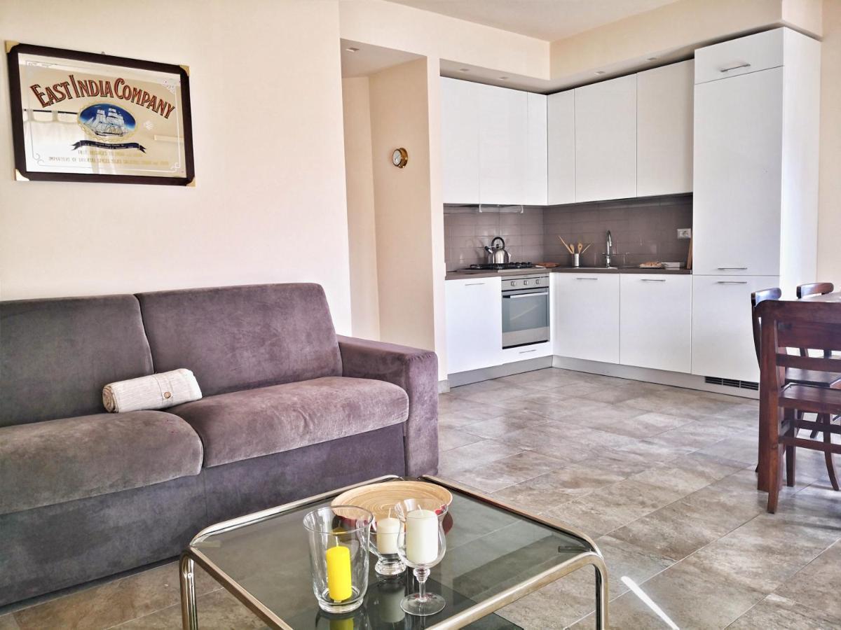 Appartamento Deluxe Con Terrazza Sul Mare Савона Экстерьер фото