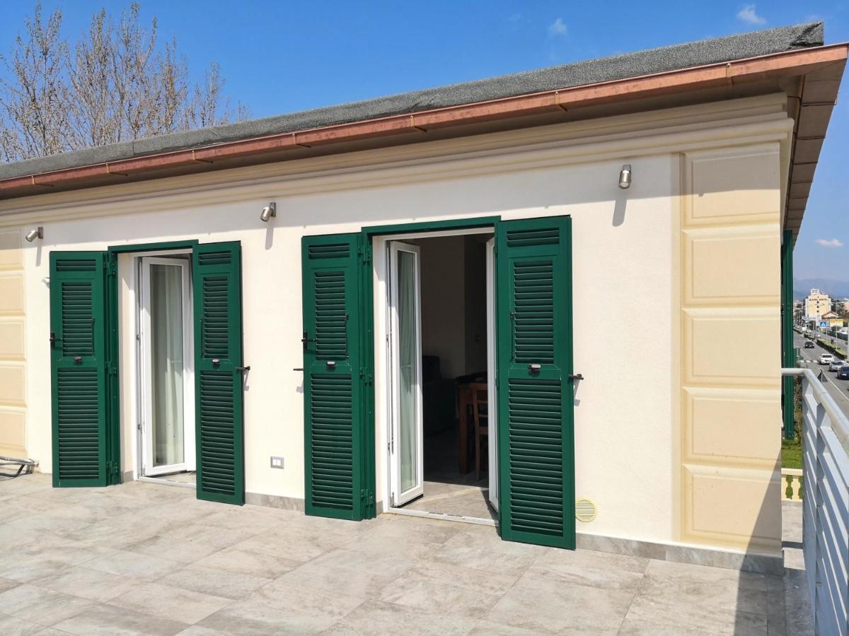 Appartamento Deluxe Con Terrazza Sul Mare Савона Экстерьер фото